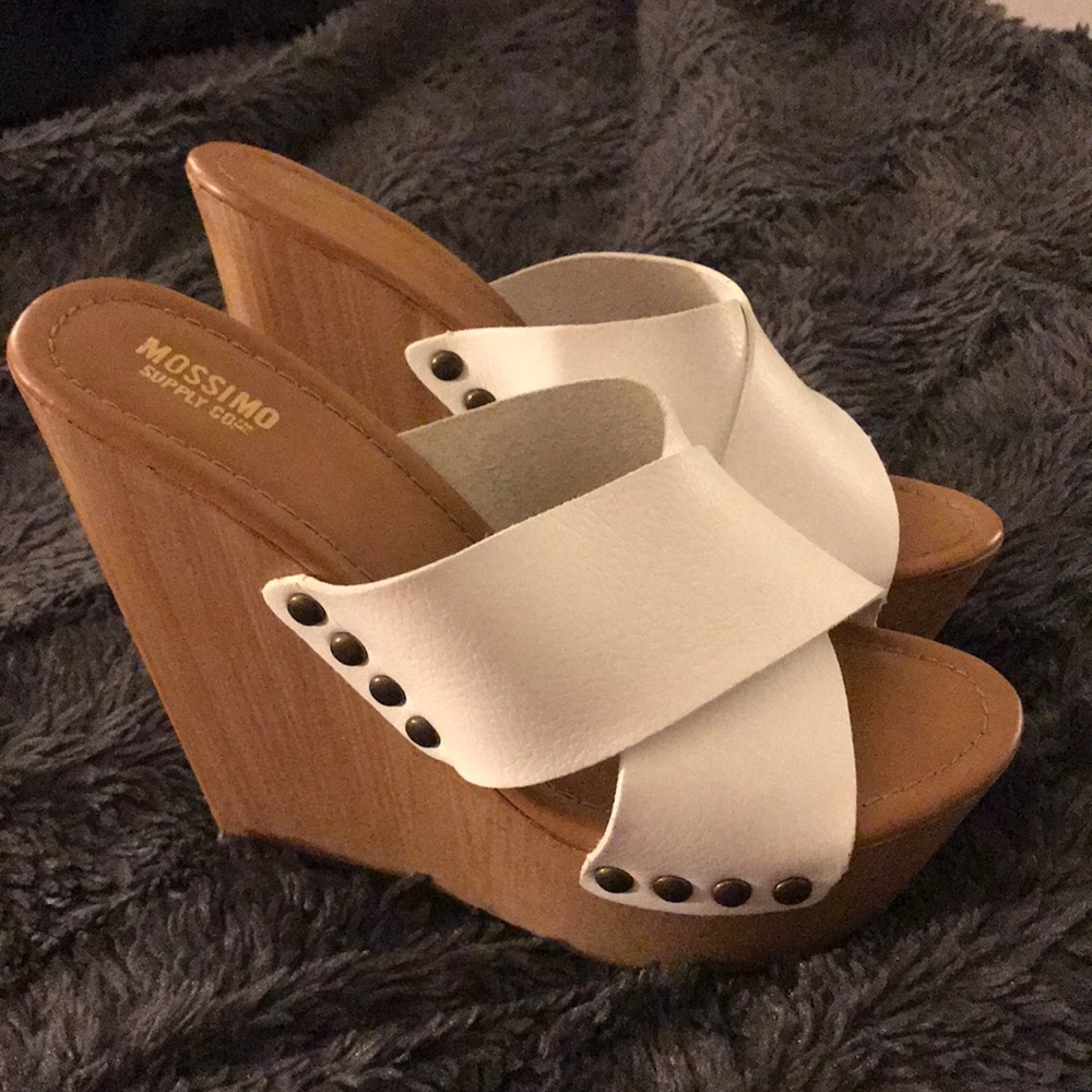 Size 6 white wedges